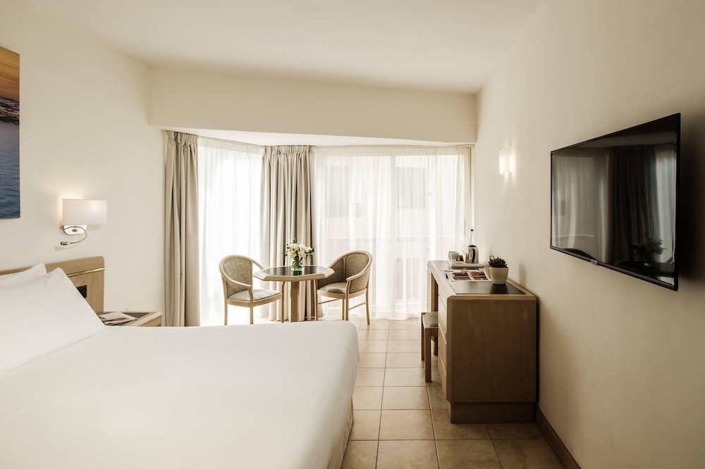 The Diplomat Hotel 8/47