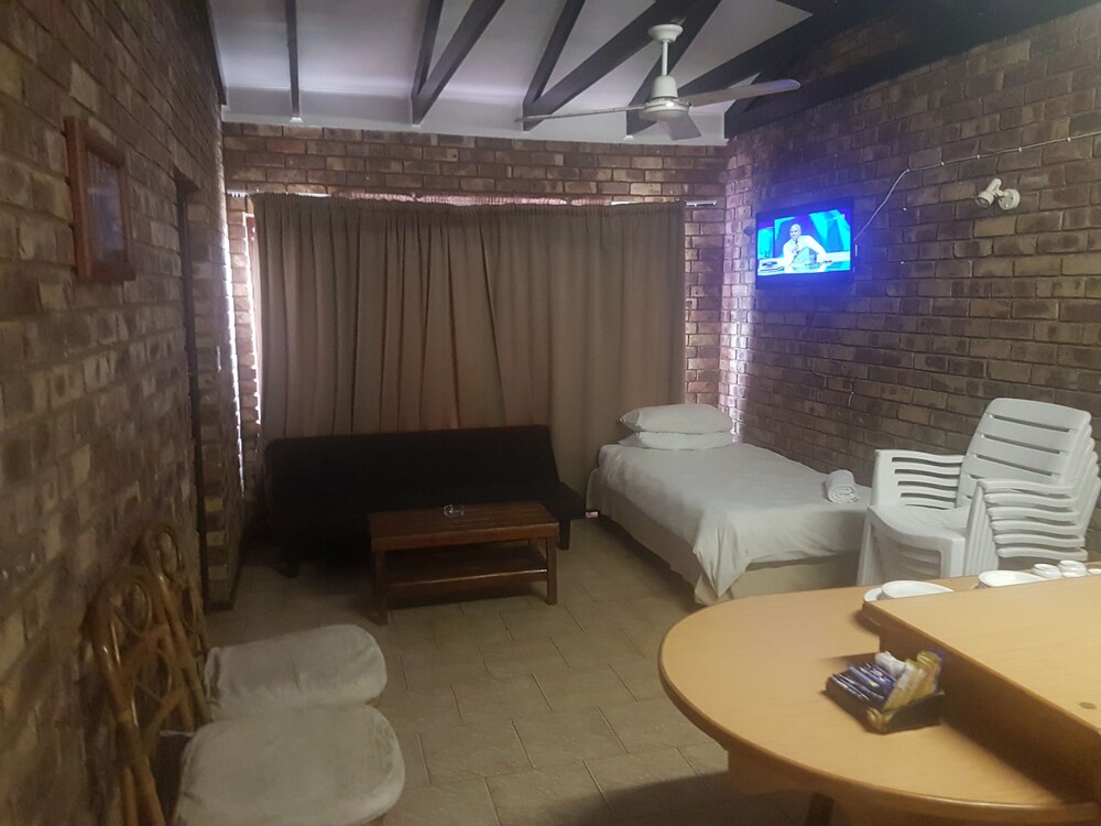 Port Edward Holiday Resort 21/50