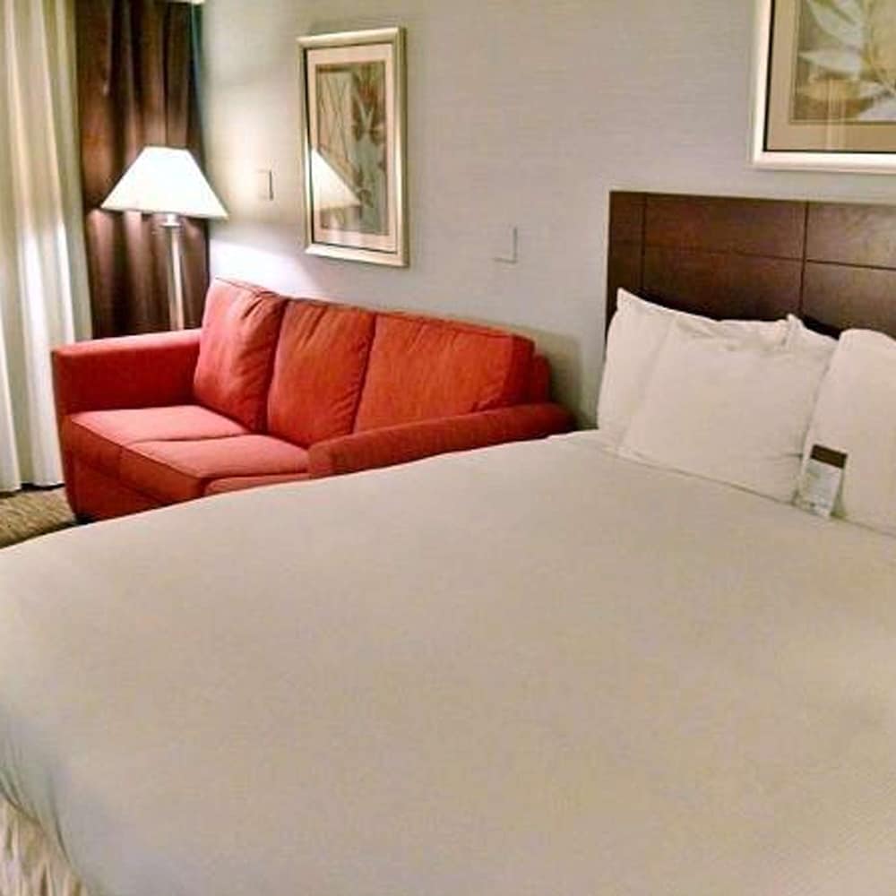 DoubleTree by Hilton Rocky Mount Hotel 28/44
