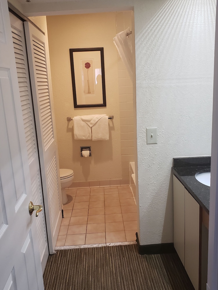 Affordable Suites of America Detroit-Warren (Ex Hawthorn Suites By Wyndham) 47/50