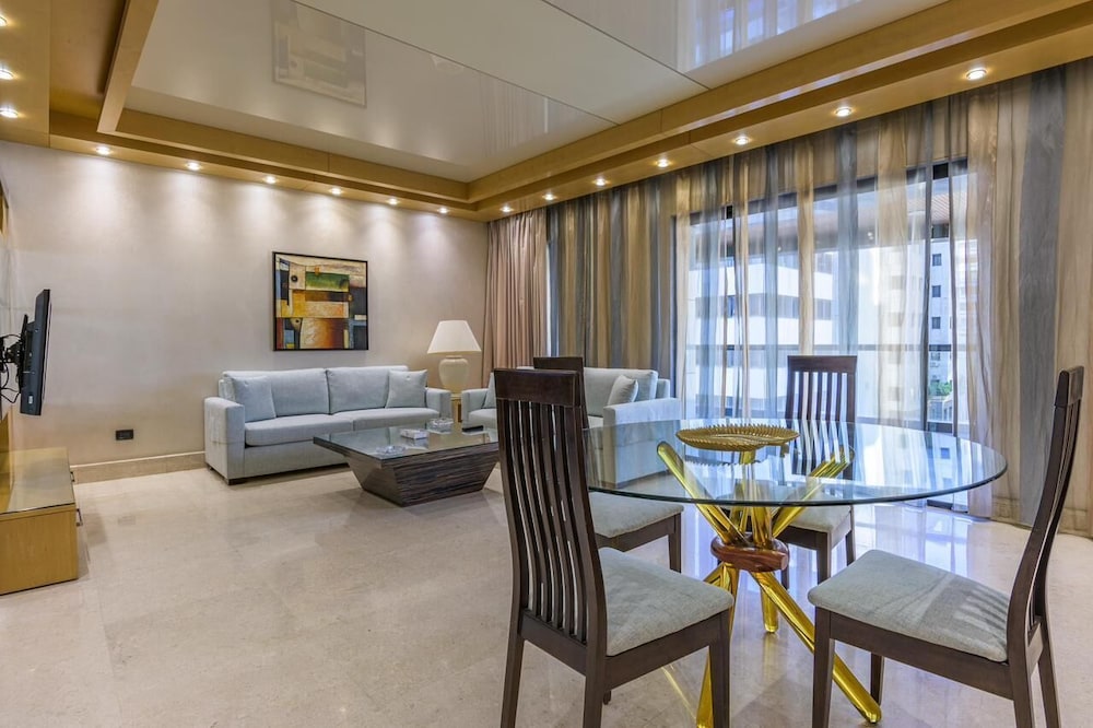 Lahoya Verdun, Beirut 35/50