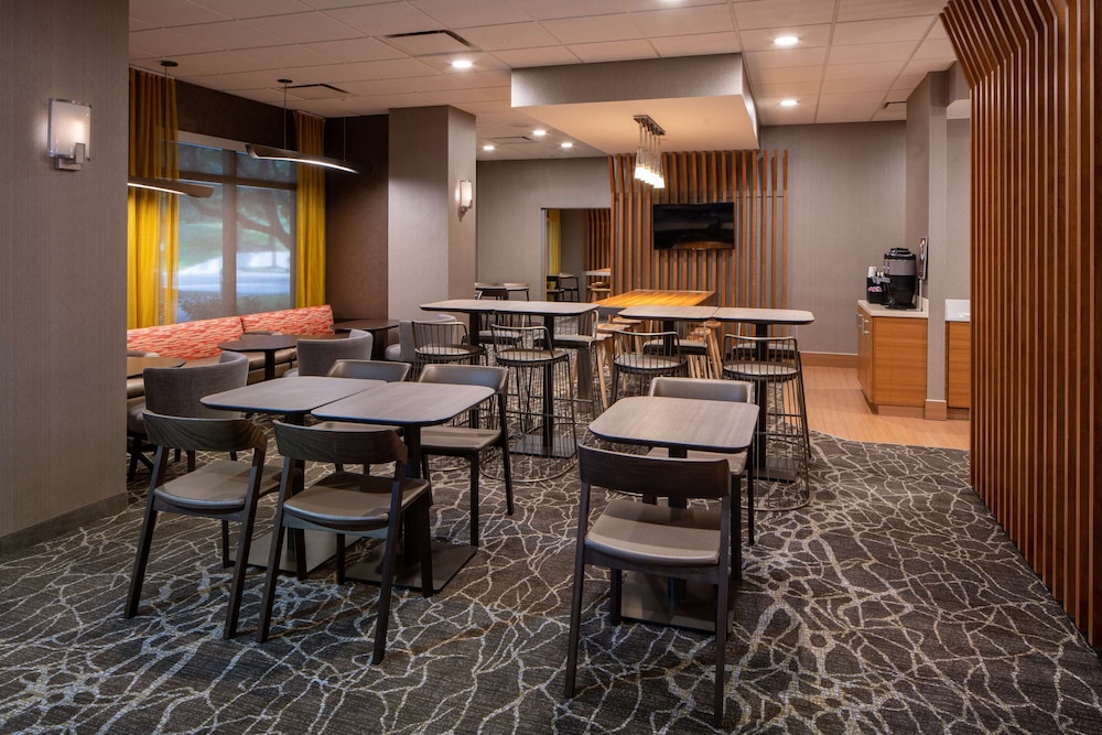 Sonesta Select Nashville Airport Suites 29/33