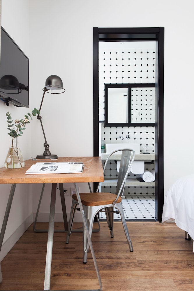 Cendre Hotel 43/51