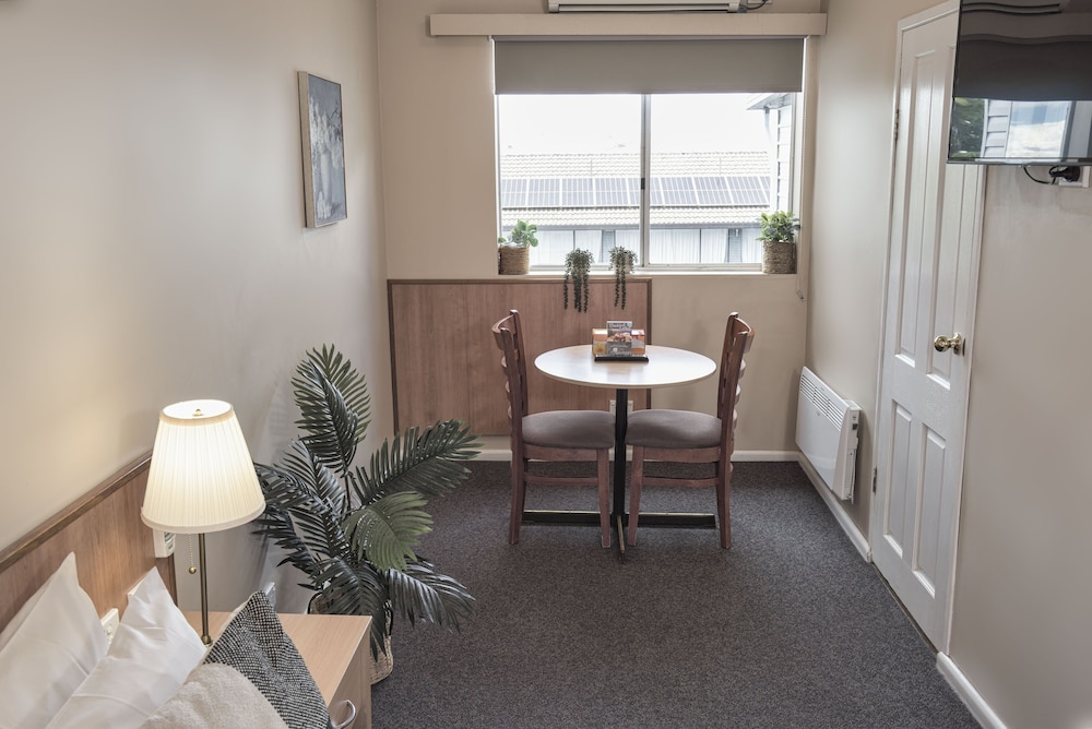 Blue Mountains Heritage Motel 68/68