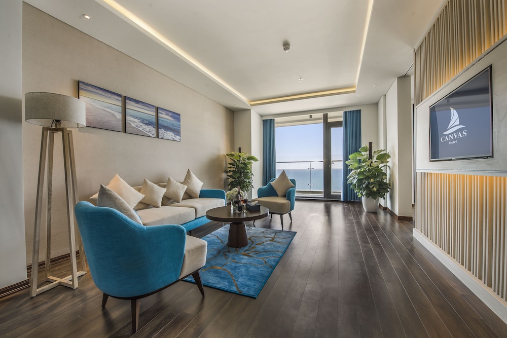 Canvas Hotel 36/58