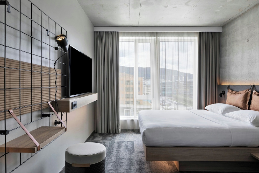 Moxy Aarhus 4/14