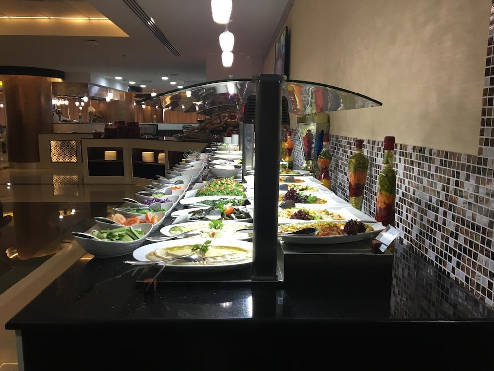 Golden Tulip Headington Ruwi Hotel 62/80