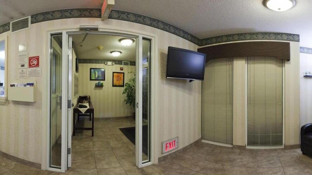 Candlewood Suites Salina 20/49