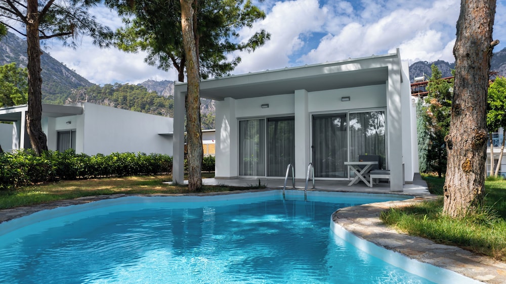 Z-Villas 6/50
