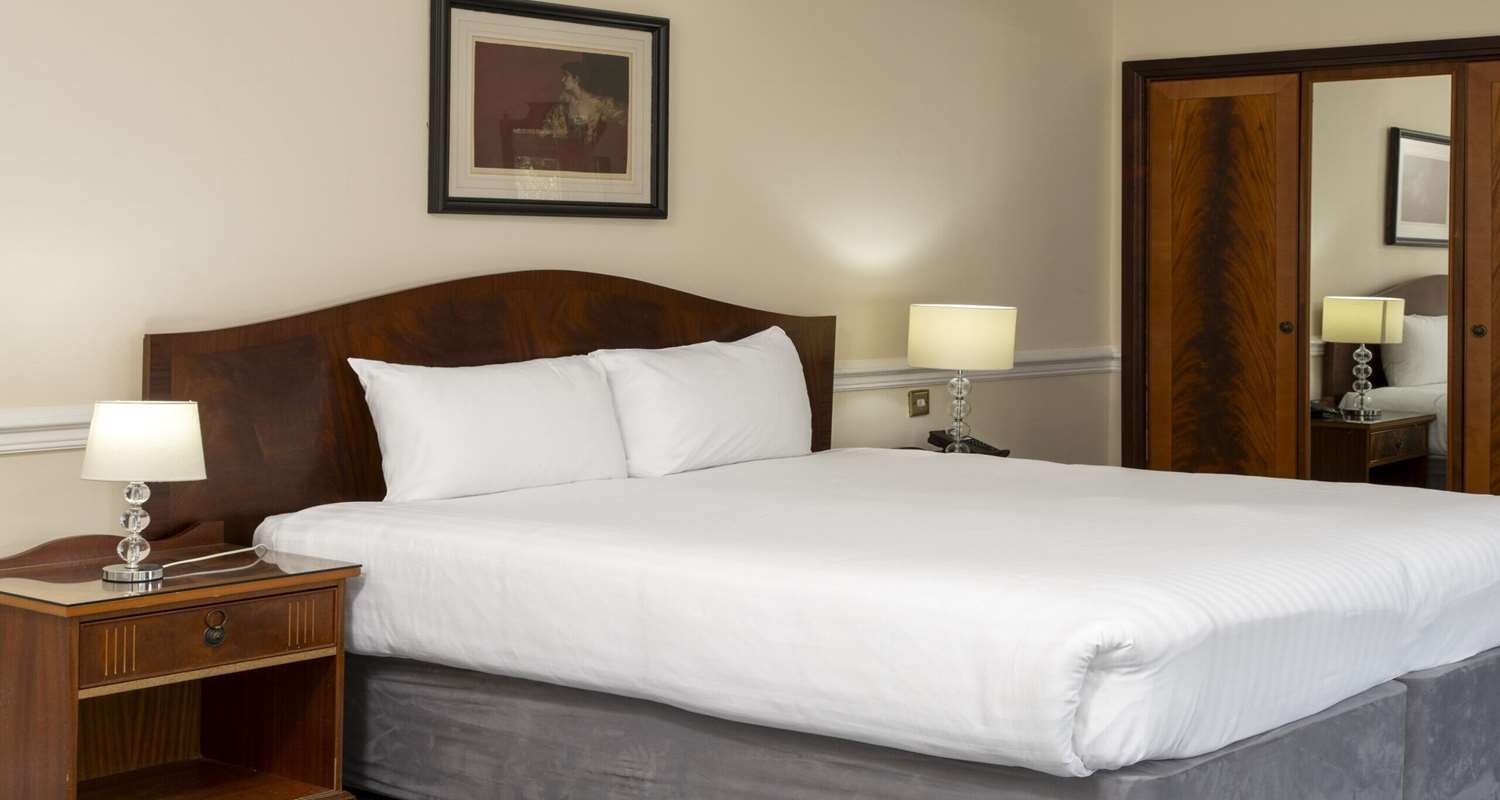 Bournemouth Carlton Hotel By Sunday 9/27