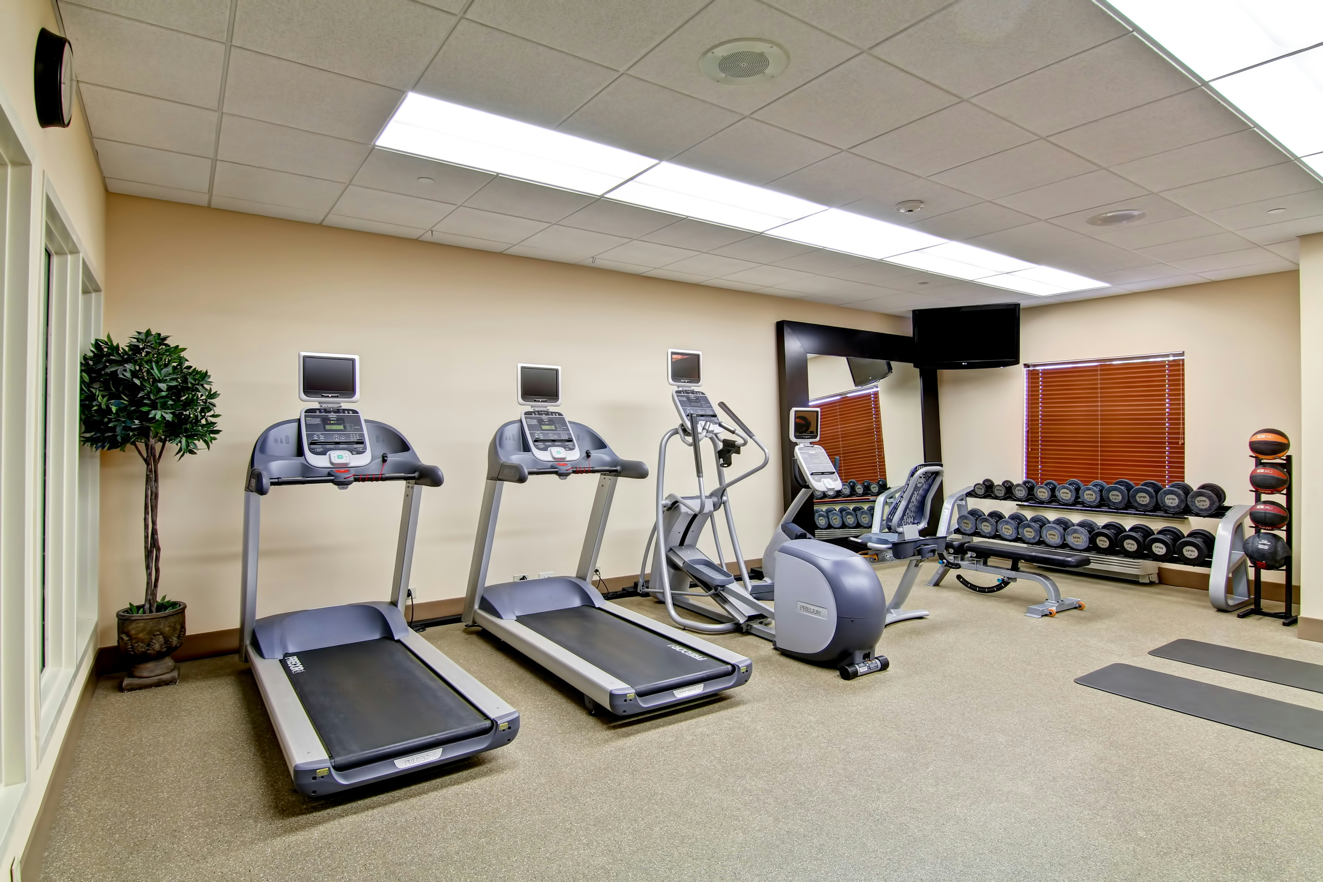 Homewood Suites By Hilton Bentonville-Rogers 16/27