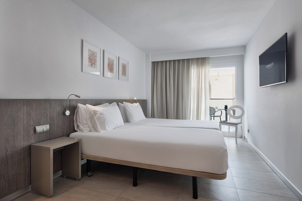 DELUXE, DOUBLE BED, TERRACE