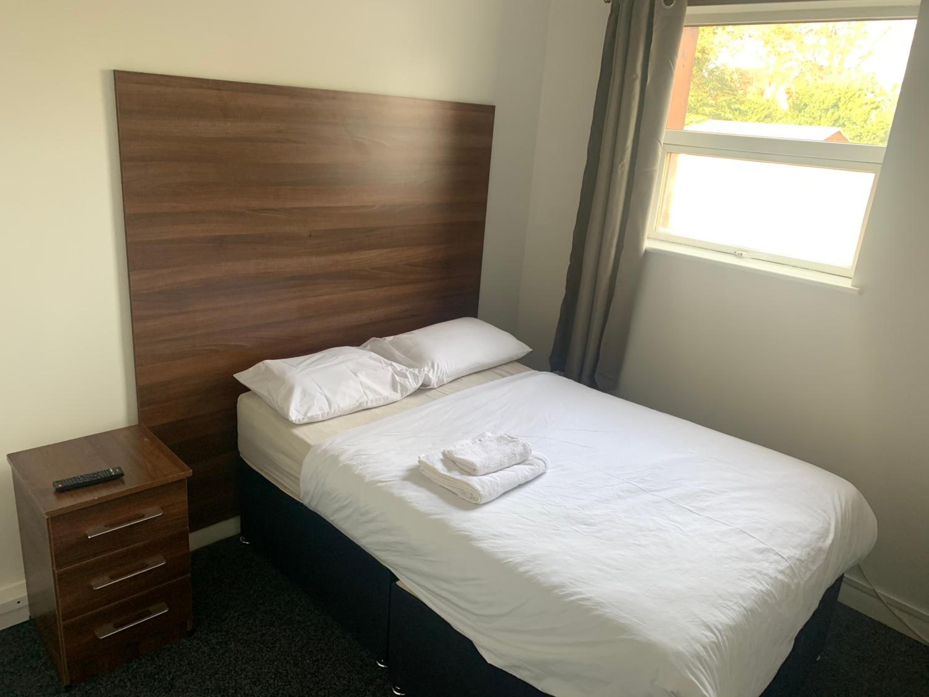 Hagley Hotel 17/56