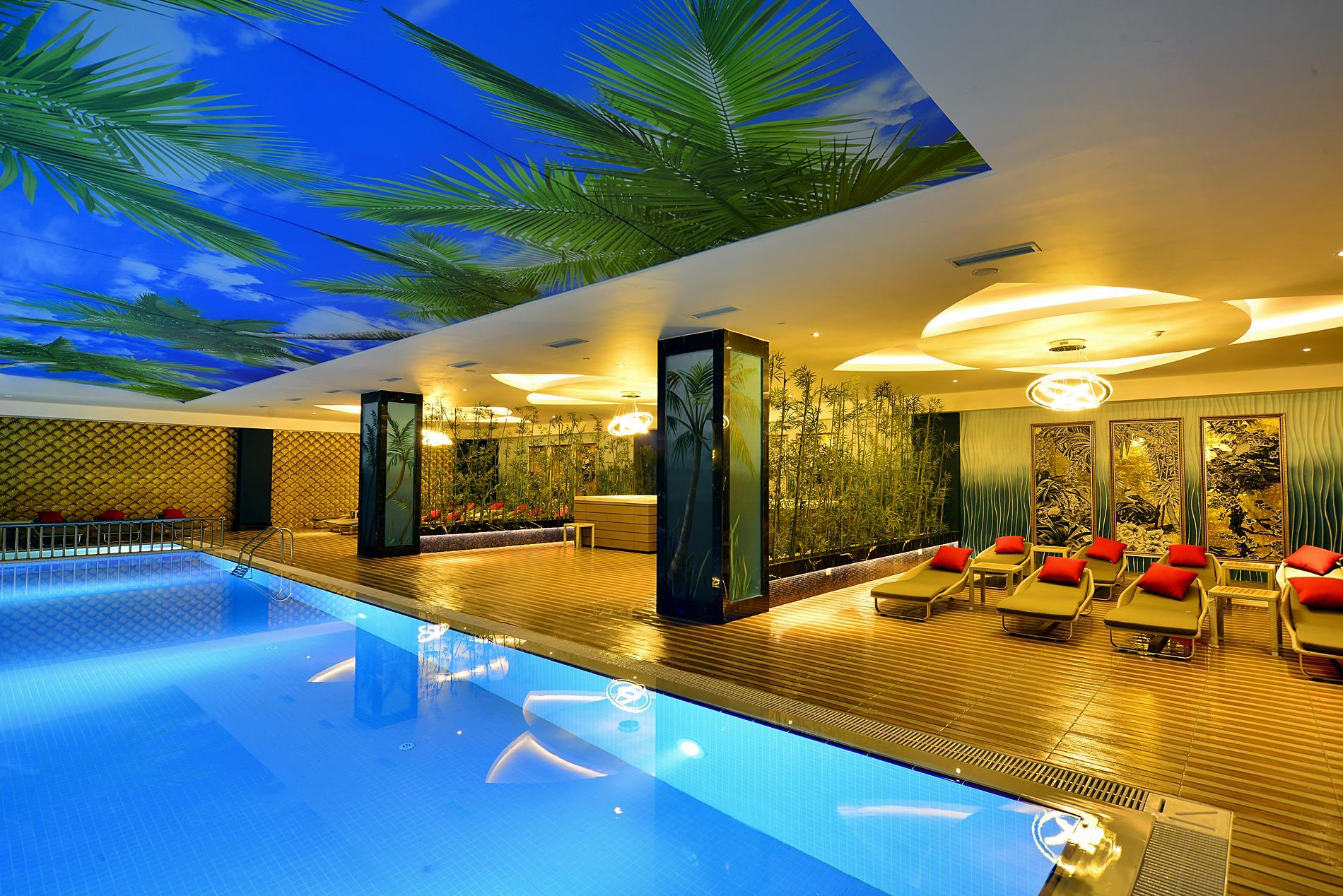 Azura Deluxe Resort Spa 14/42