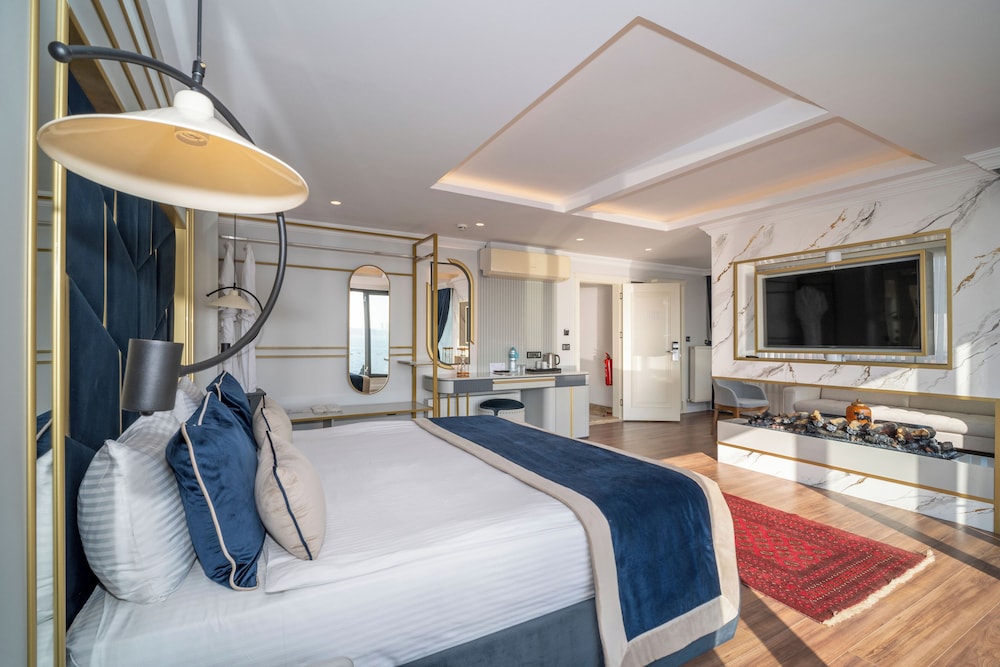 PANORAMIC, SUITE