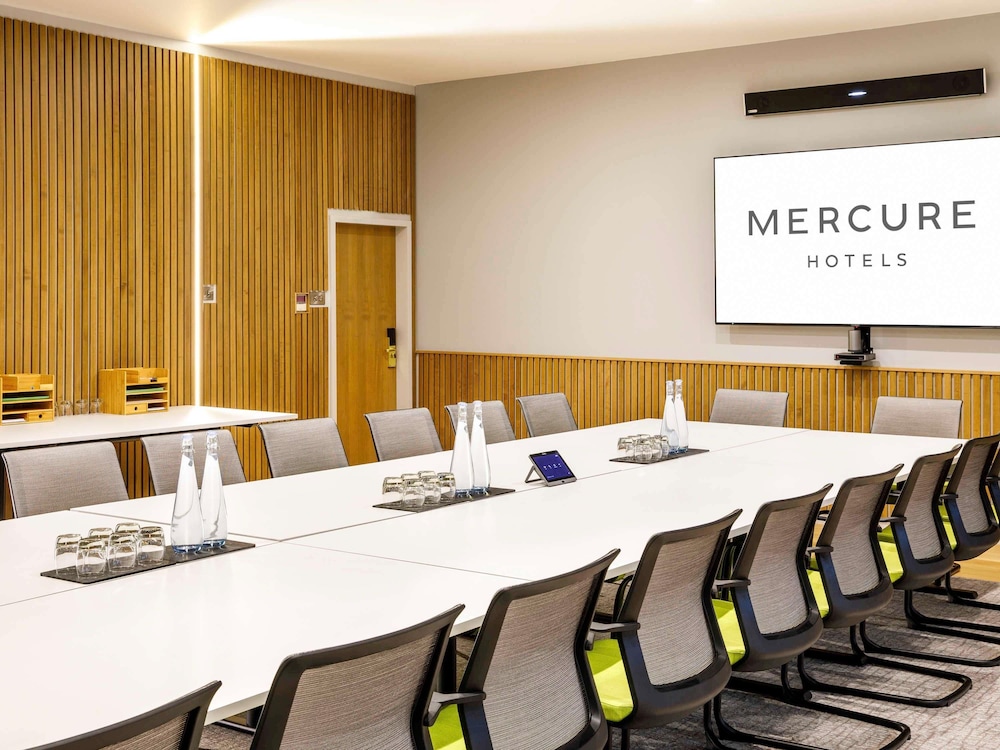 Mercure Bedford Centre Hotel 46/50
