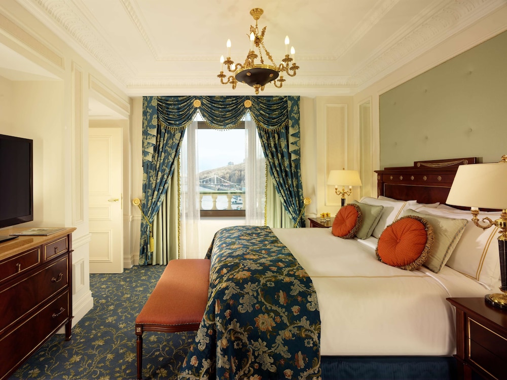 Fairmont Grand Hotel Kyiv 9/50