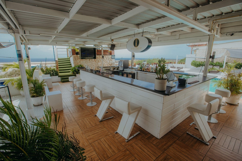 Curacao Airport Hotel 9/50