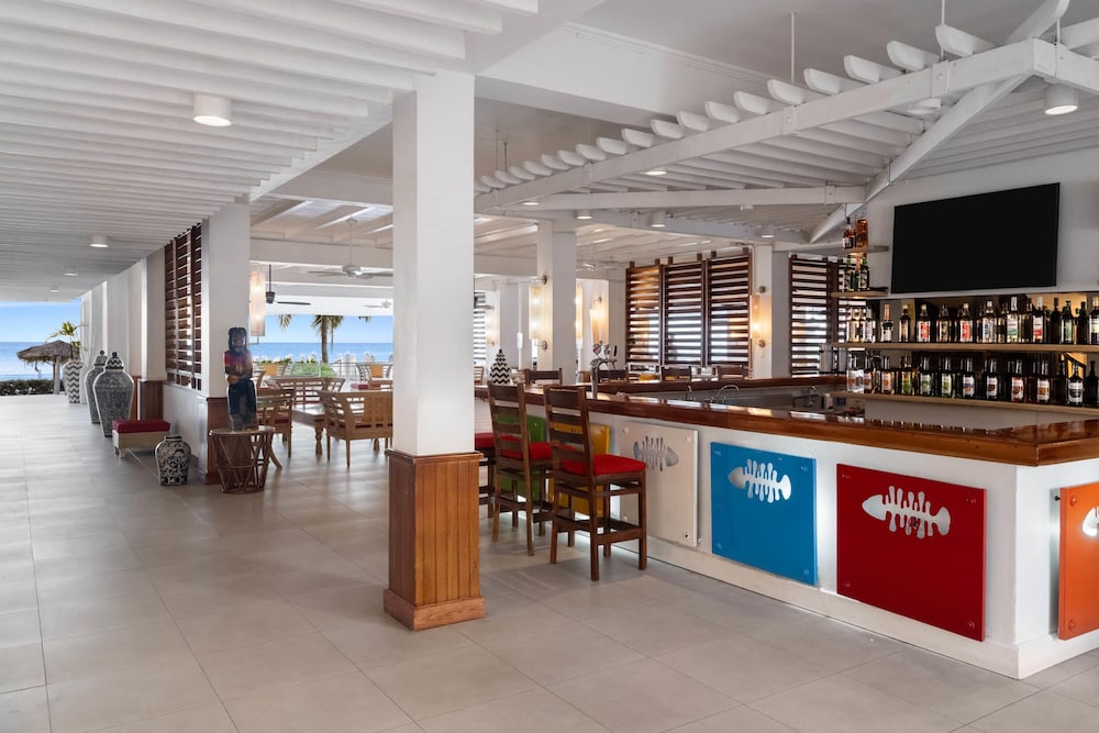 Muthu Crystal Cove Montego Bay 38/48