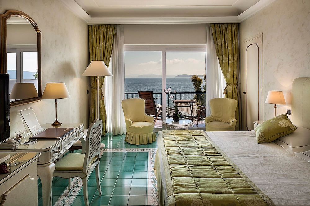 Punta Molino Beach and Resort Spa 30/82