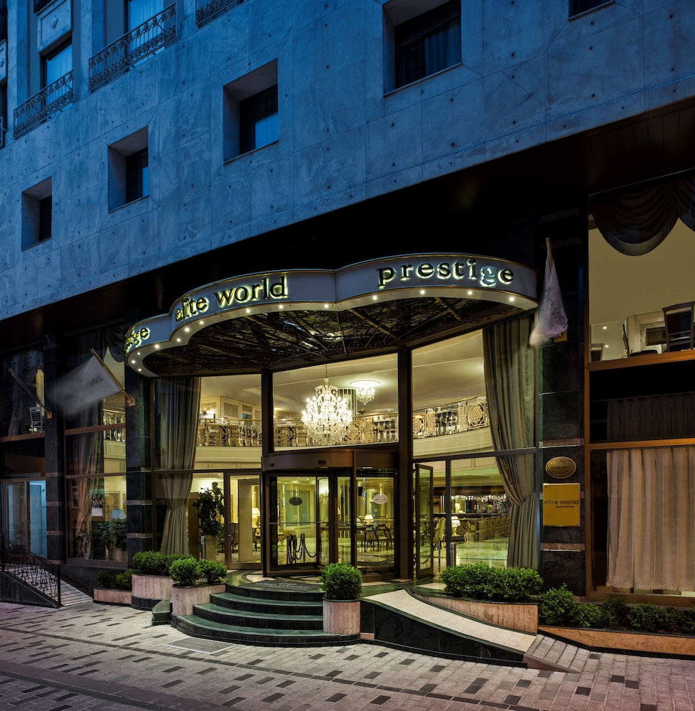 Elite World Comfy Istanbul Taksim Hotel 11/87