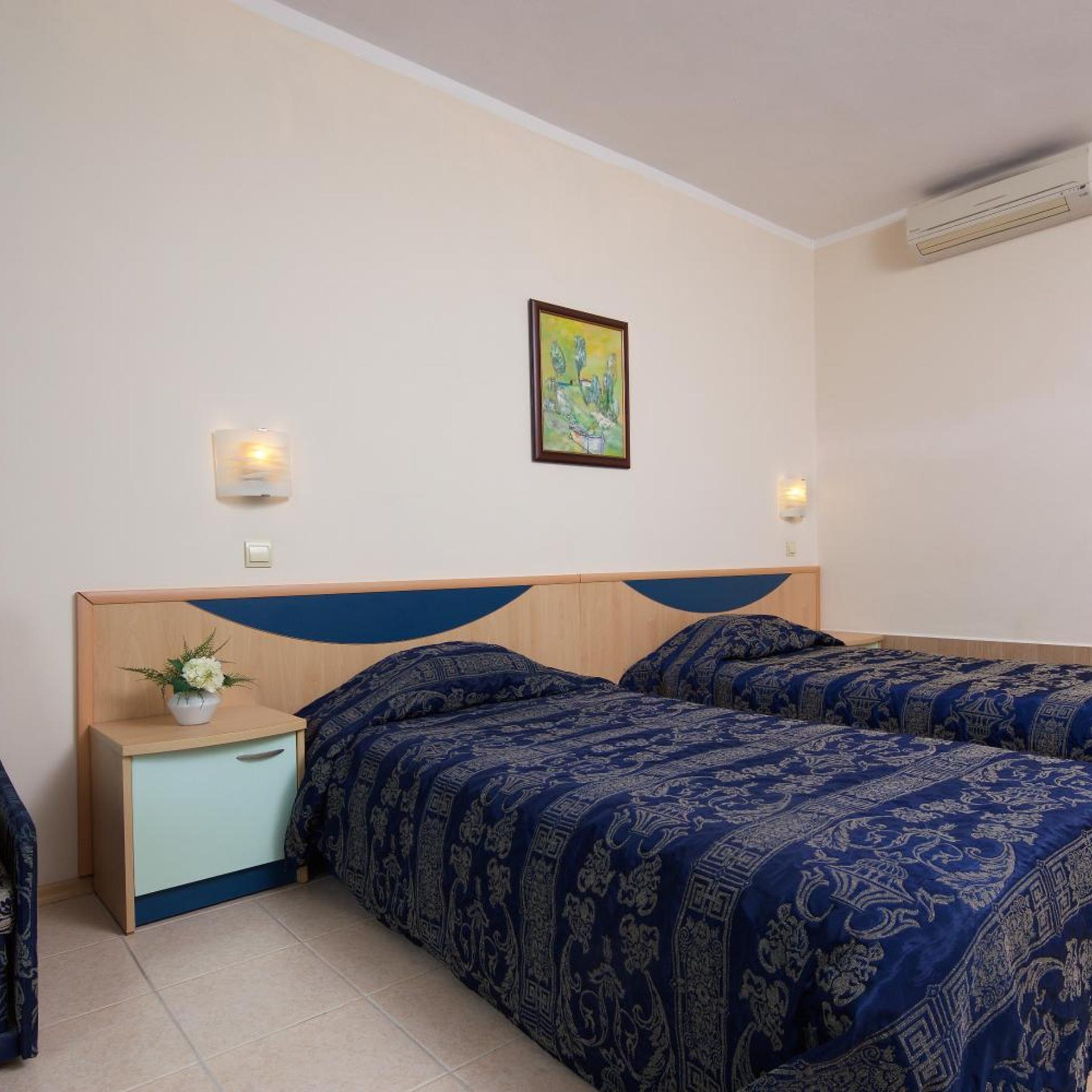 Blue Bay Hotel 13/50