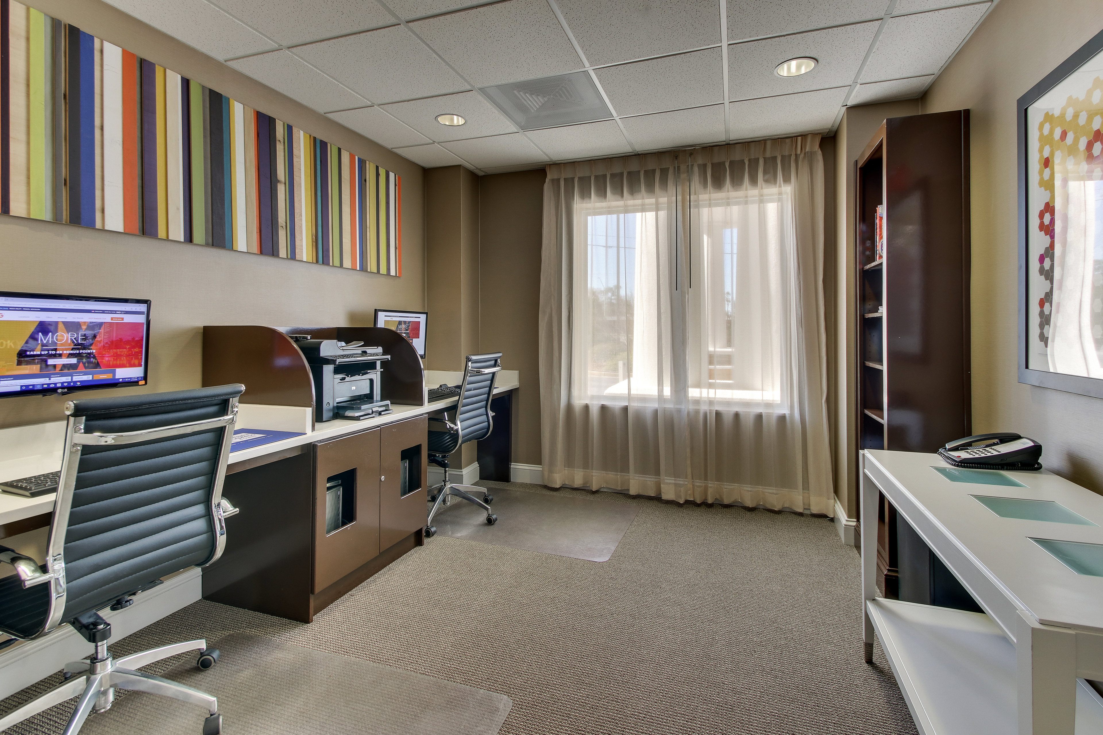 Holiday Inn Express Hotel And Suites Columbus Ft Benning 35/36