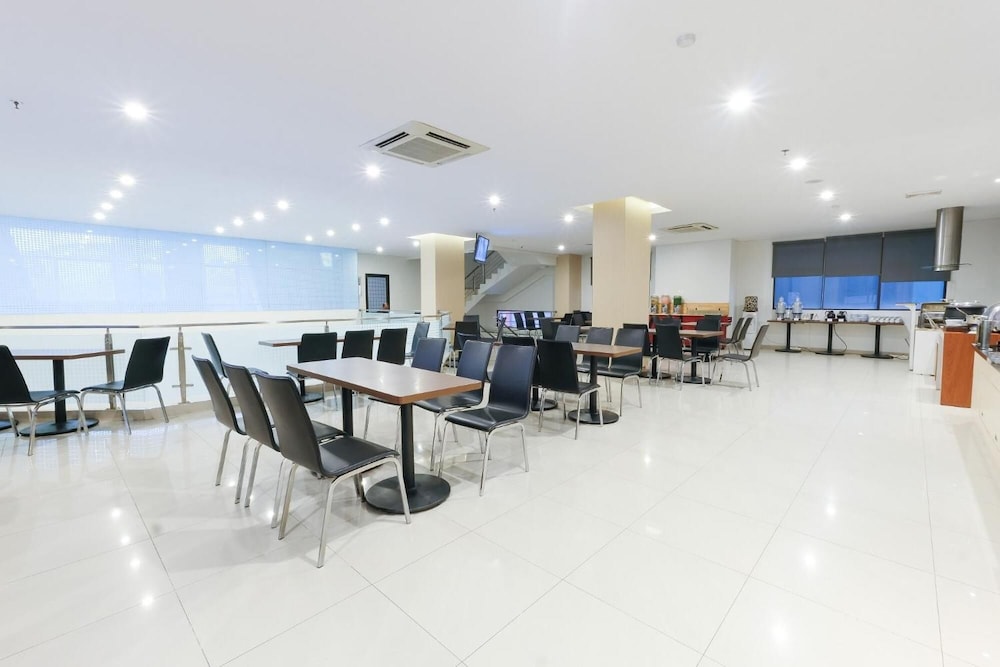 Hotel 88 Mangga Besar 62 Lokasari By WH 10/62