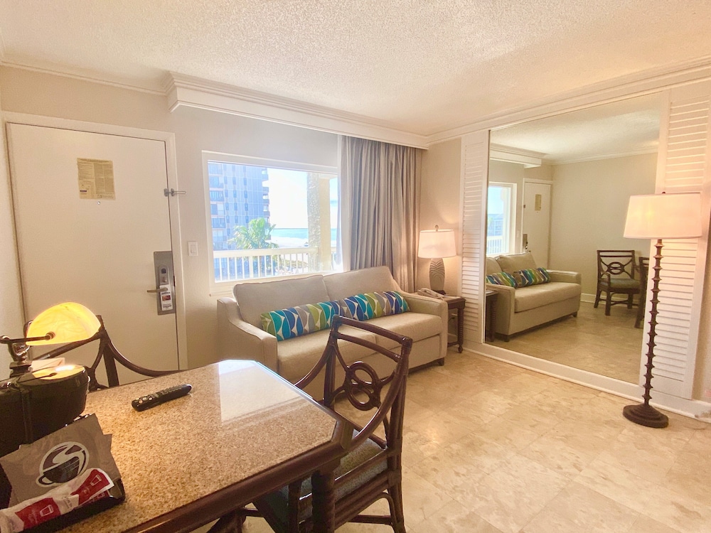 Tradewinds Island Grand Resort 38/65