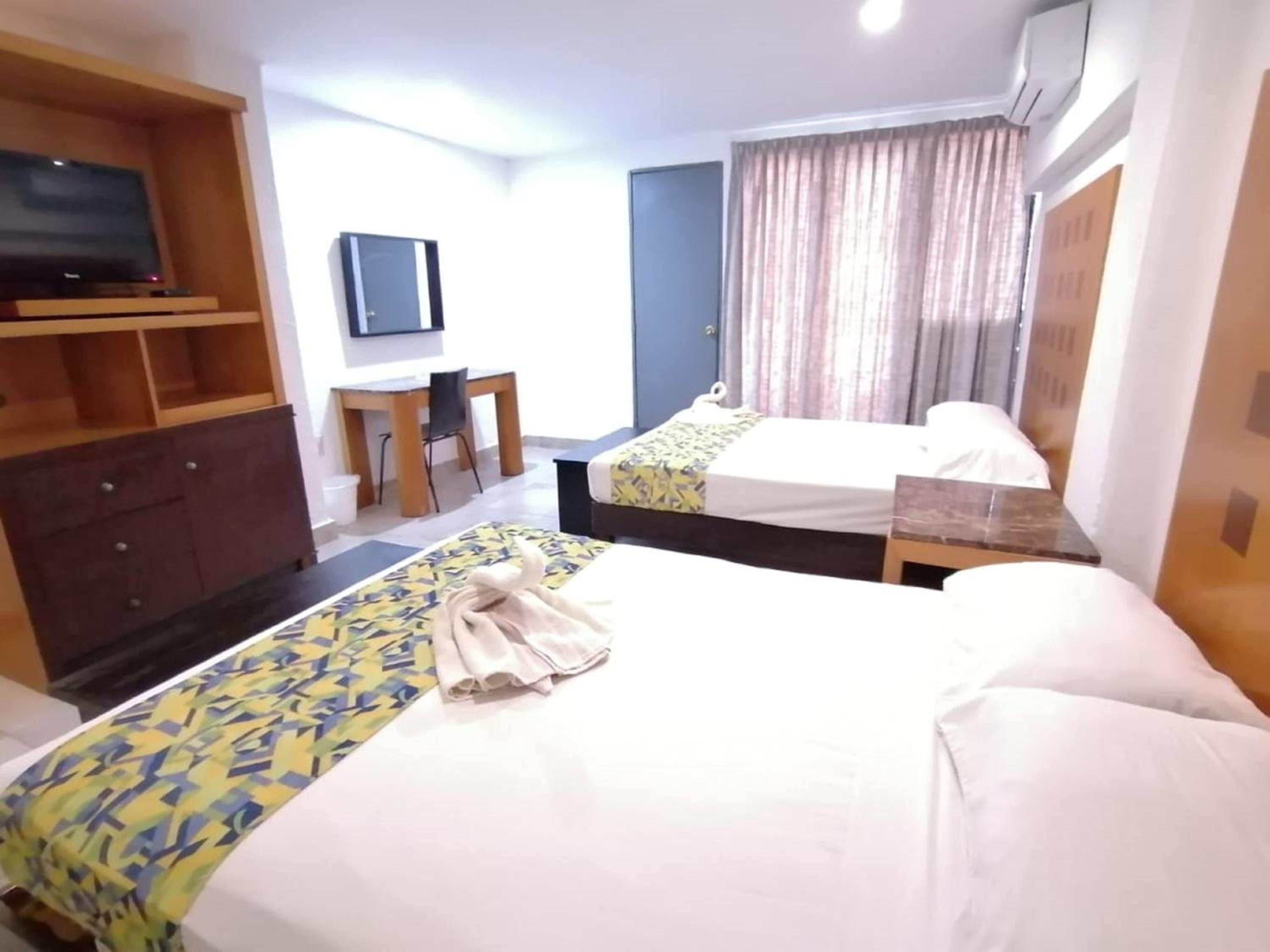Room, 2 Double Beds