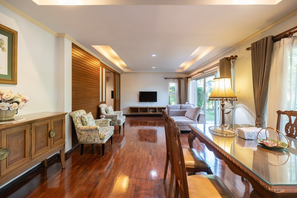 Thara Cholapruek Resort 26/50