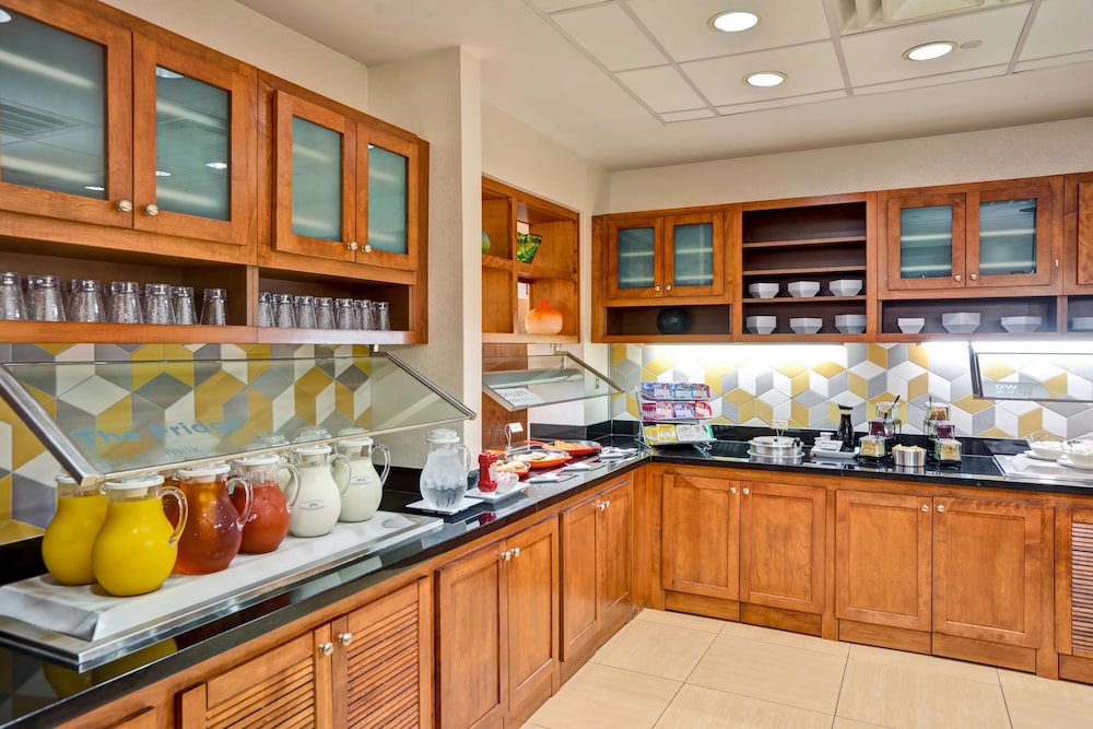 Hyatt Place Baltimore/Bwi Airport 44/67