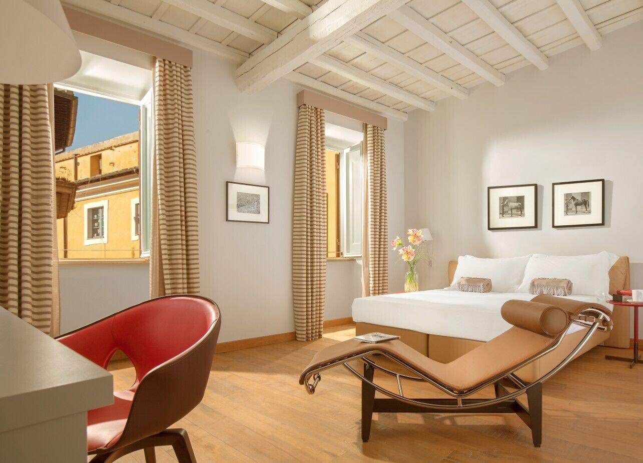 Ambassador, Suite