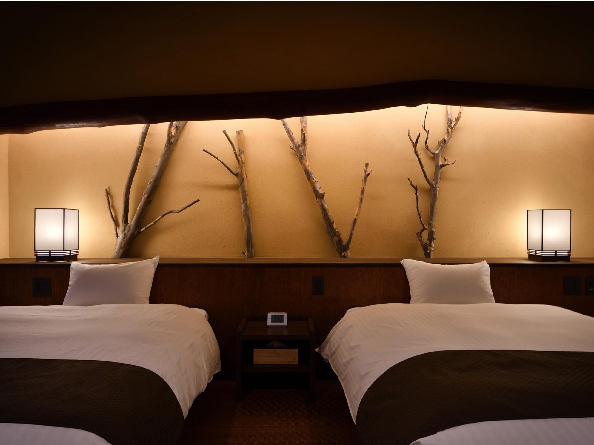 Japanese Western, Suite, Main House