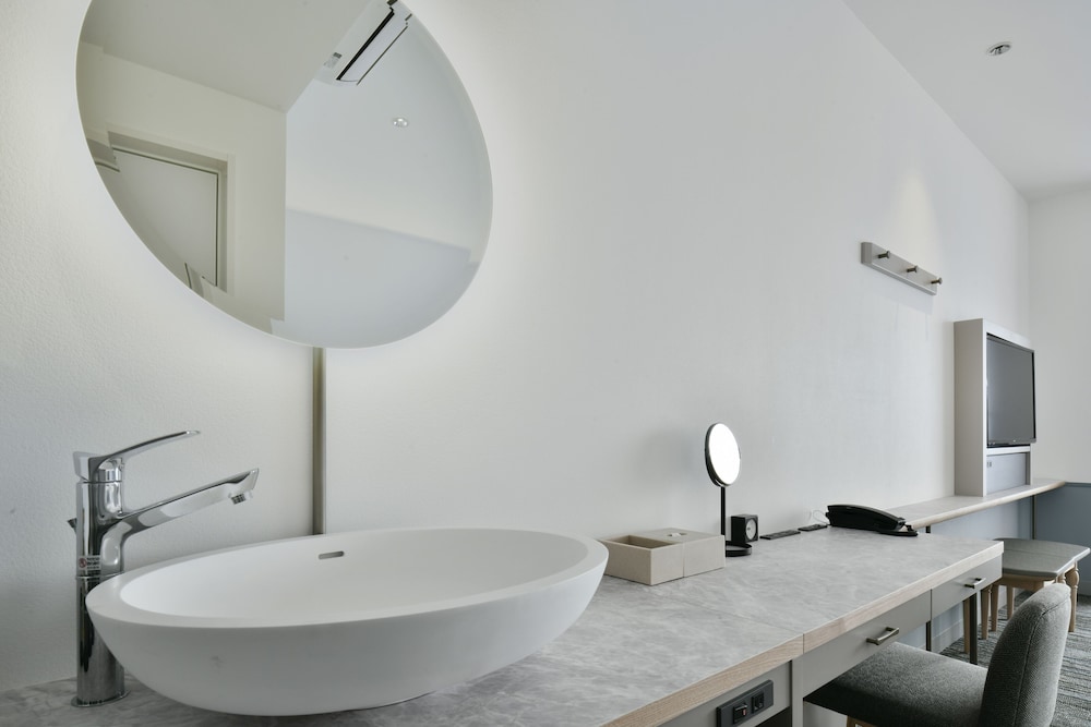 Lequ Okinawa Chatan Spa And Resort 19/70