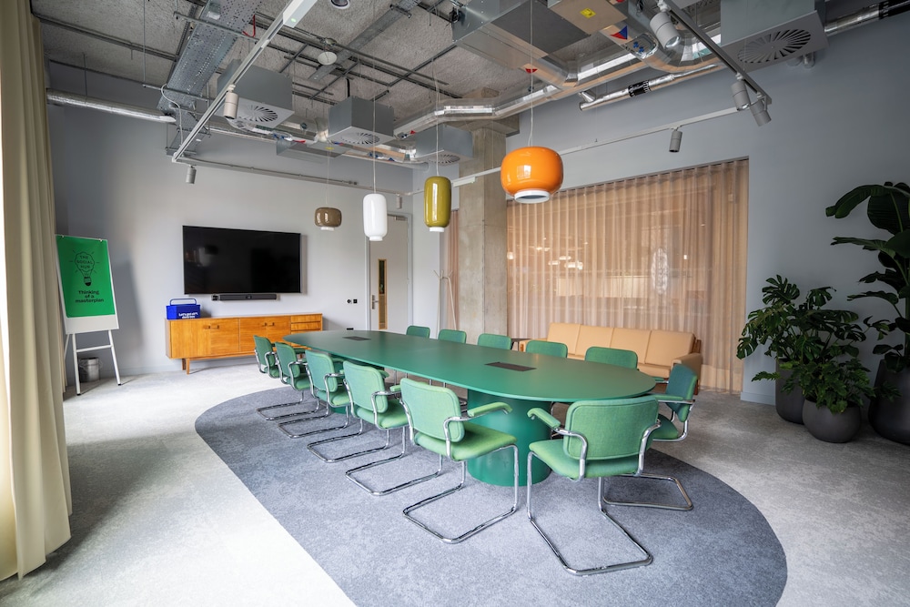 The Social Hub Glasgow 56/65