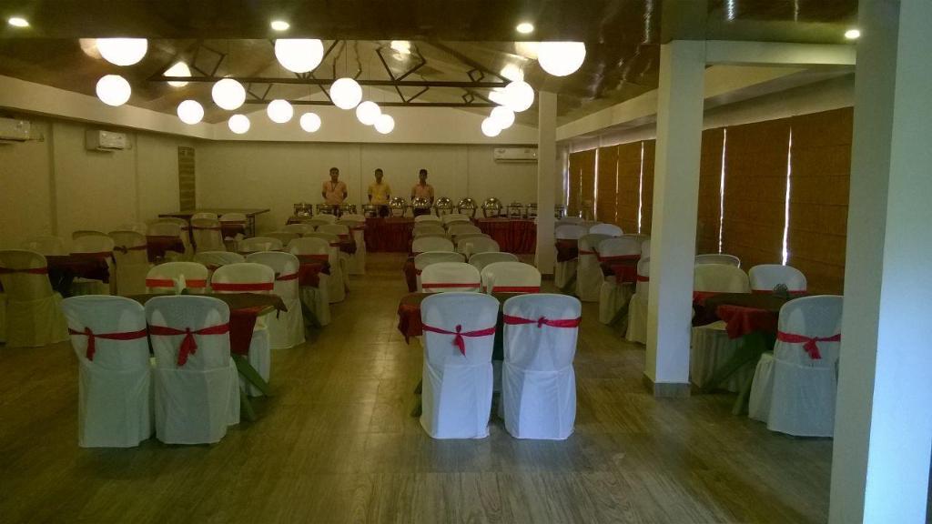 Brahmaputra Jungle Resort 34/42