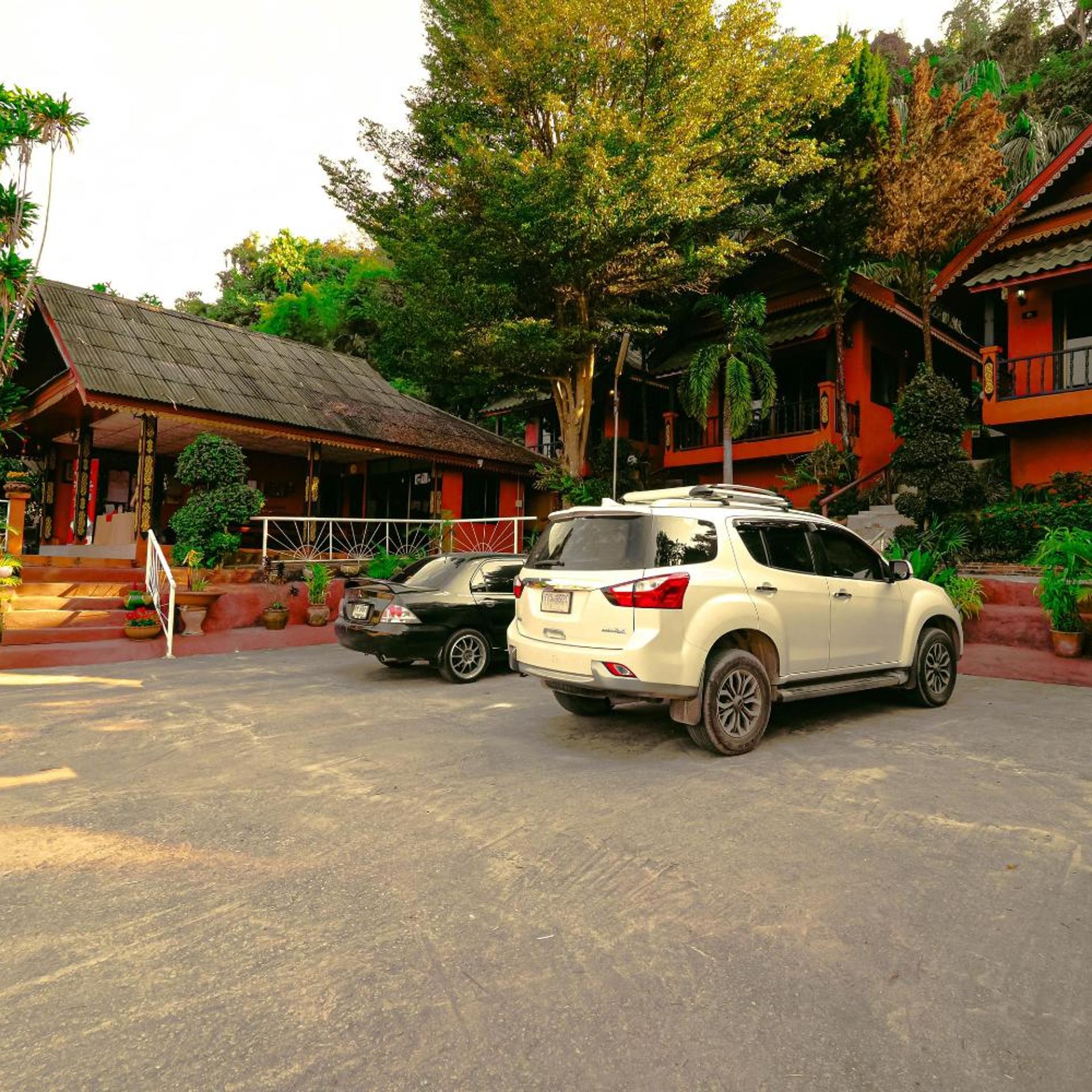 OYO 490 Chiangsan Golden Land Resort2 25/26