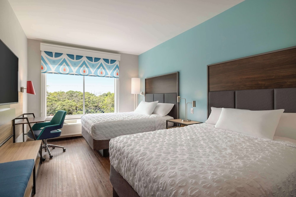 Room, 2 Queen Beds