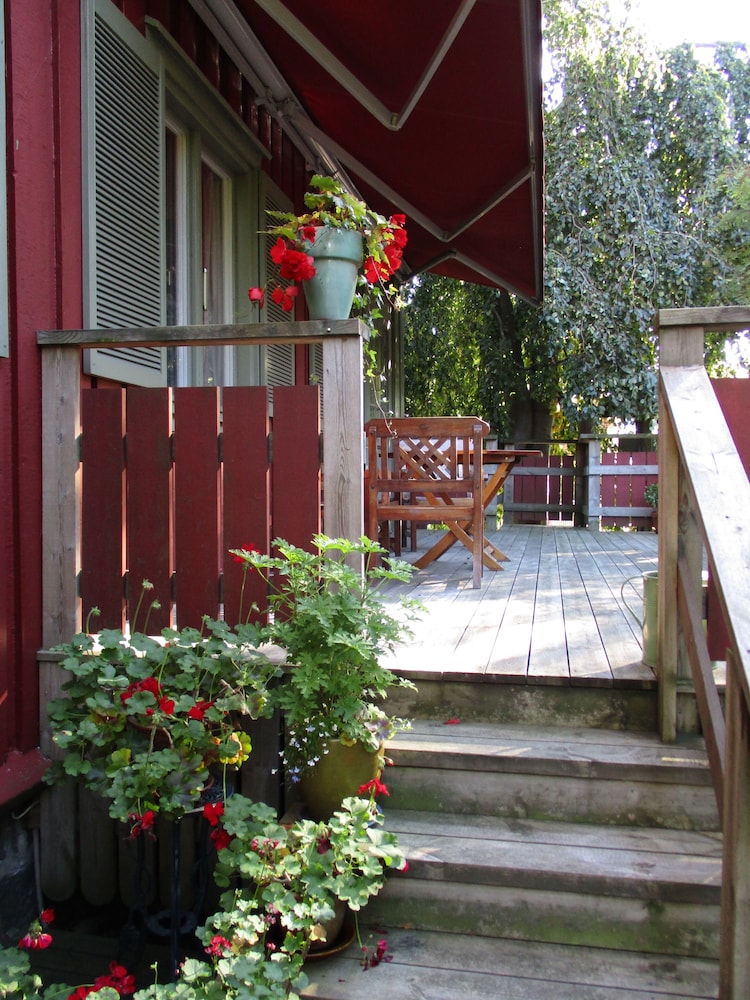 Annes Hus 4/50