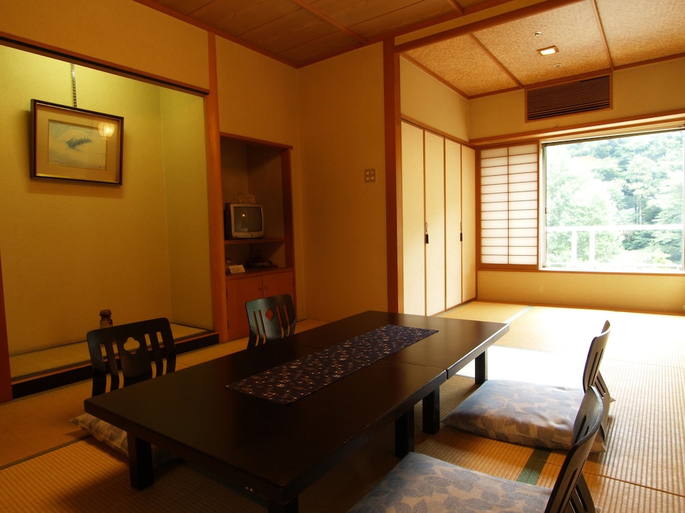 Hakone Suimeisou 31/41