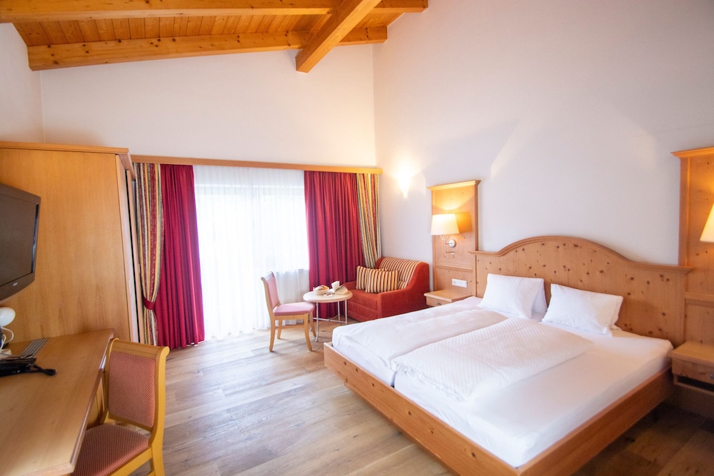 HOTEL WALDHOF 13/50