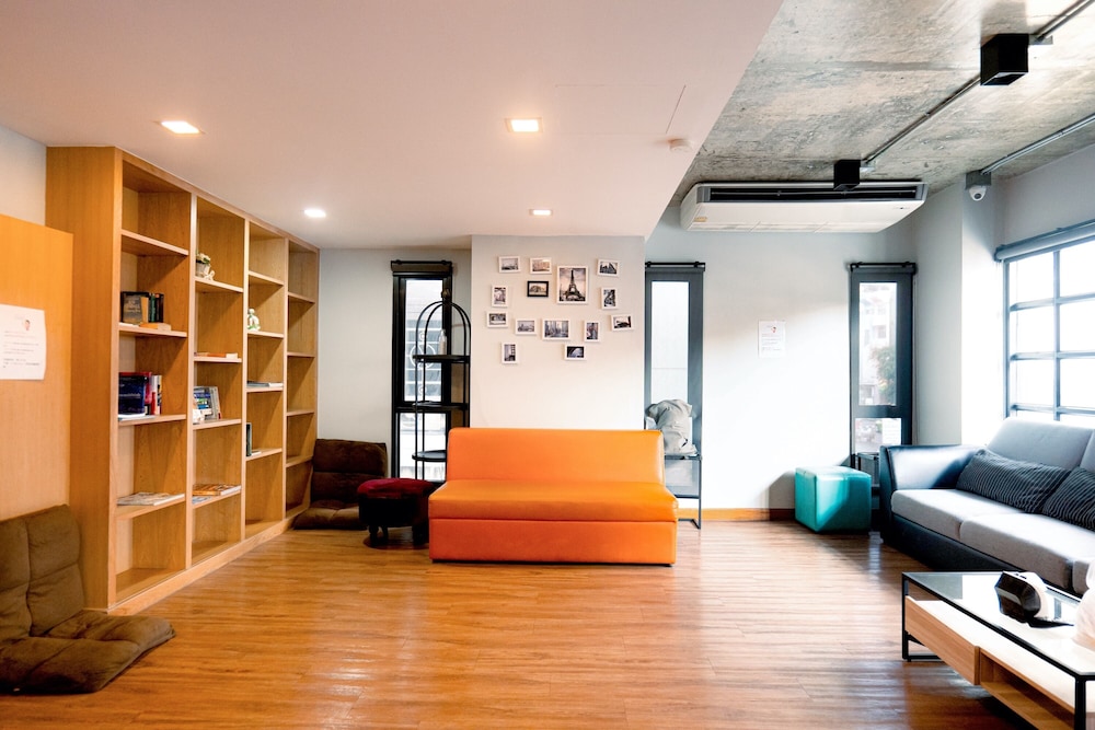 Travelier Hostel 48/59