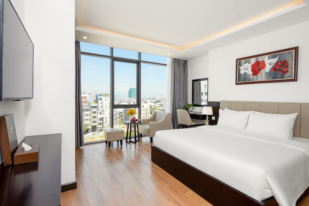 2 BEDROOMS, DELUXE, 2 BATHROOMS