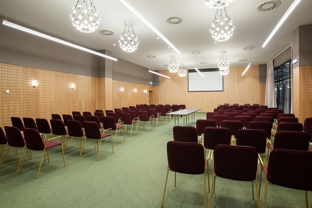 Sines Sea View Business & Leisure Hotel 40/50