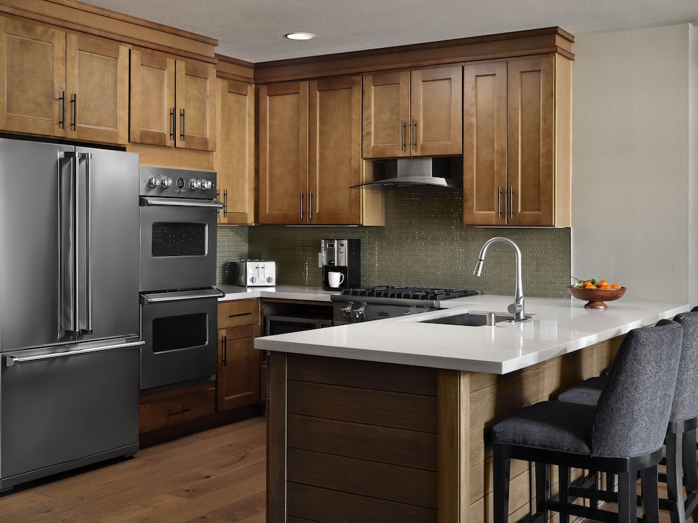 Hyatt Vacation Club at Northstar Lodge 36/50