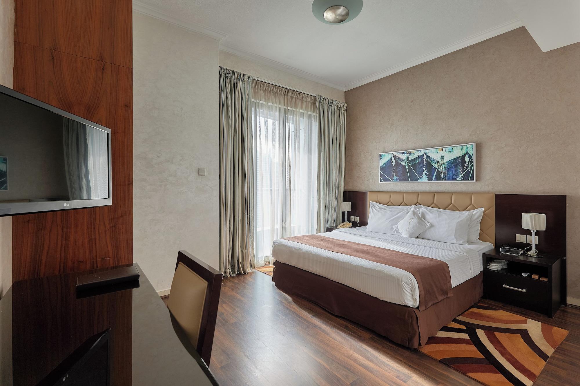 2 Bedrooms, Deluxe, Apartment, Partial Lake View، City Premiere Marina Hotel Apartments 5/7