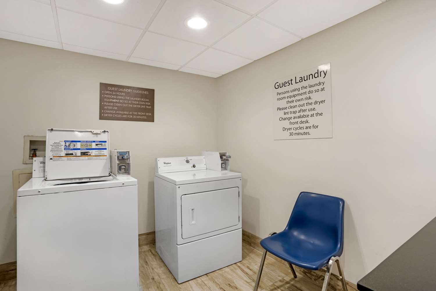 Comfort Suites near Birkdale Village Huntersville 41/42