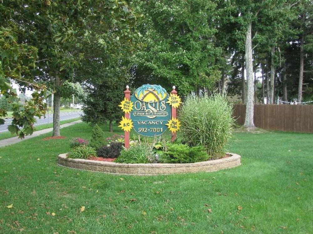 Oasis Bed and Breakfast 31/37