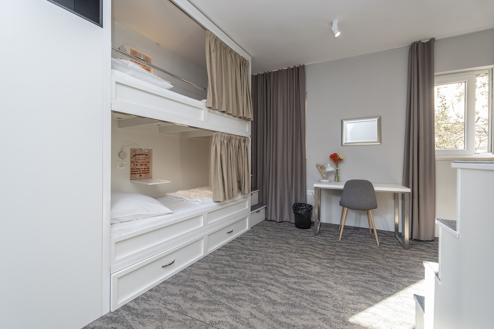 Downtown Boutique Hostel 16/50